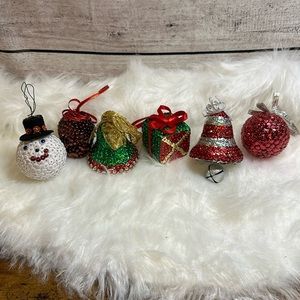 Christmas Push Pin‎ Ornaments Lot of 6